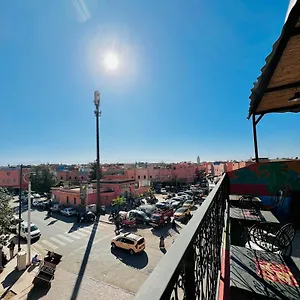 Pikala & Rooftop فندق مبيت وإفطار